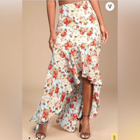 NWT - Lulu’s high-low, light blue with floral print maxi skirt. NEW! - Picture 2 of 11